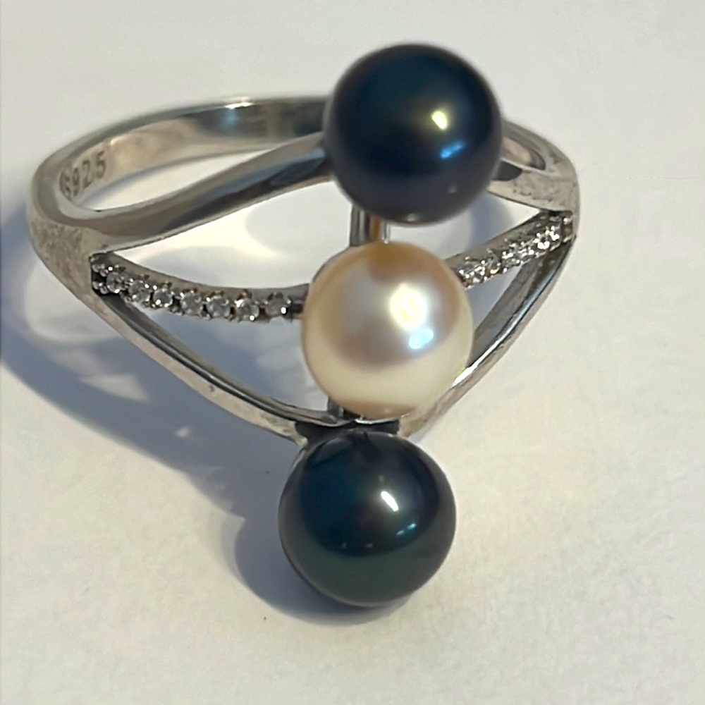 Vantel Pearls “Cleopatra” Ring Size 12